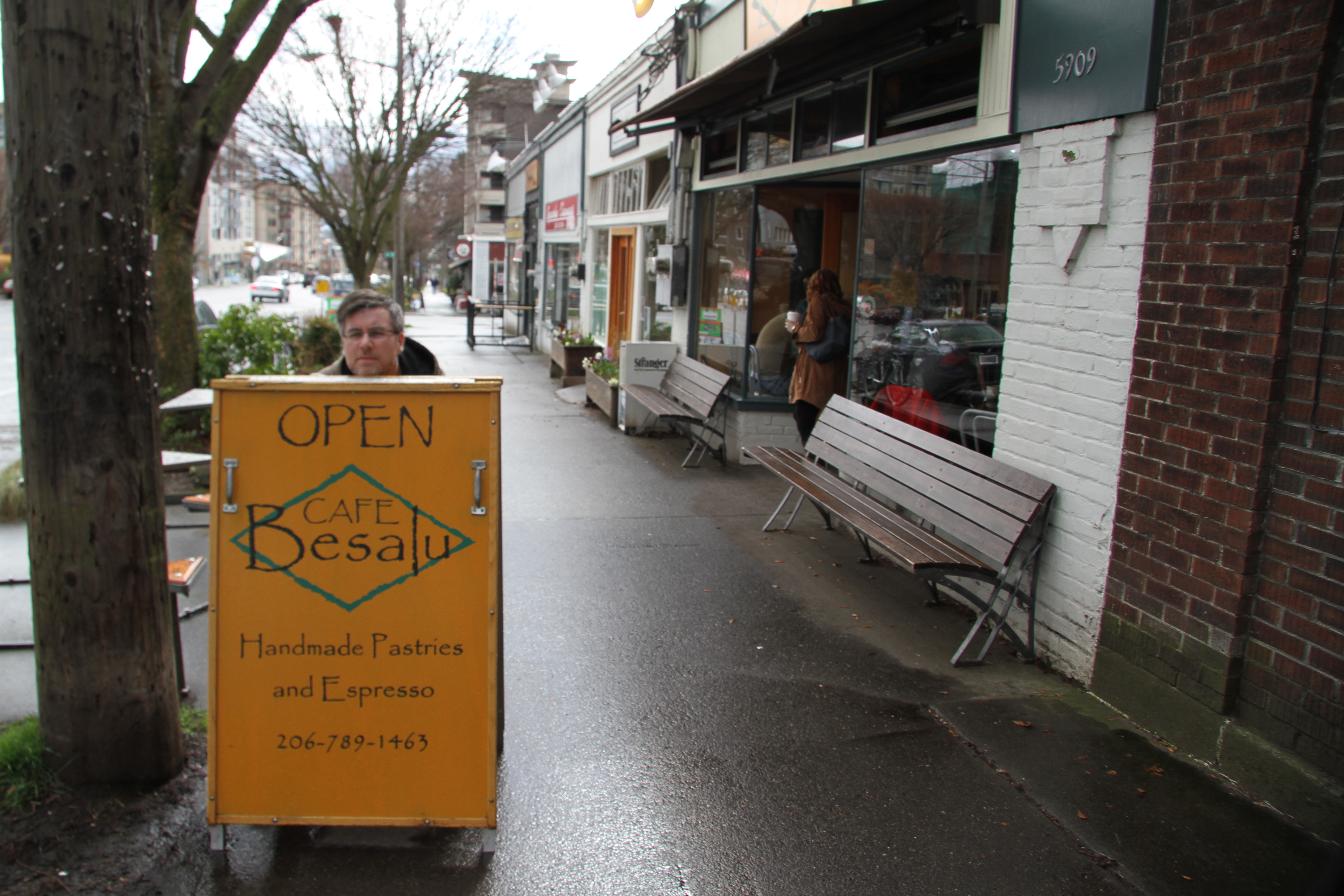 Cafe Besalu, Seattle