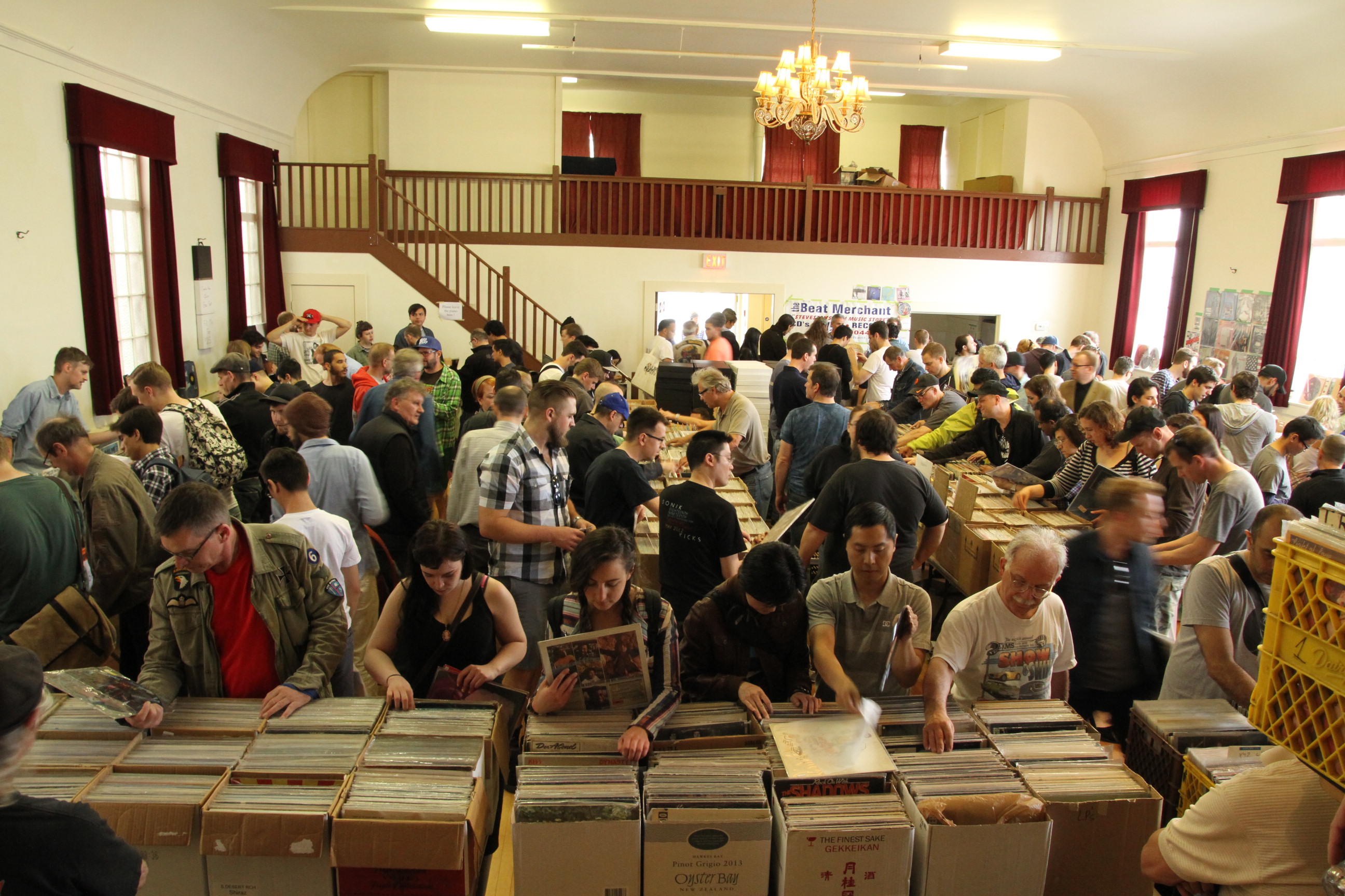 Record Swap: Photo: Robyn Hanson