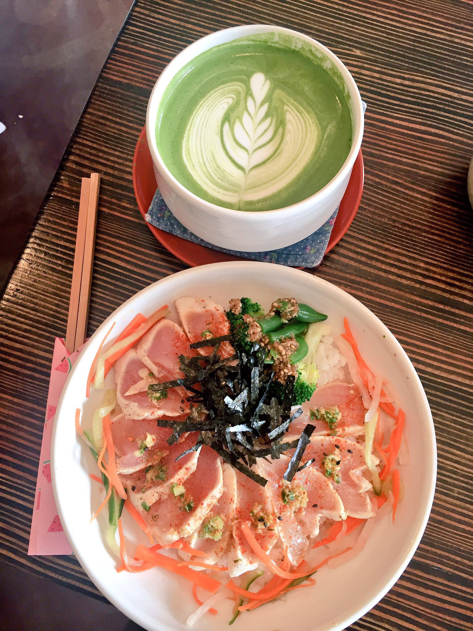 Tuna tataki and matcha latte at Basho Cafe.